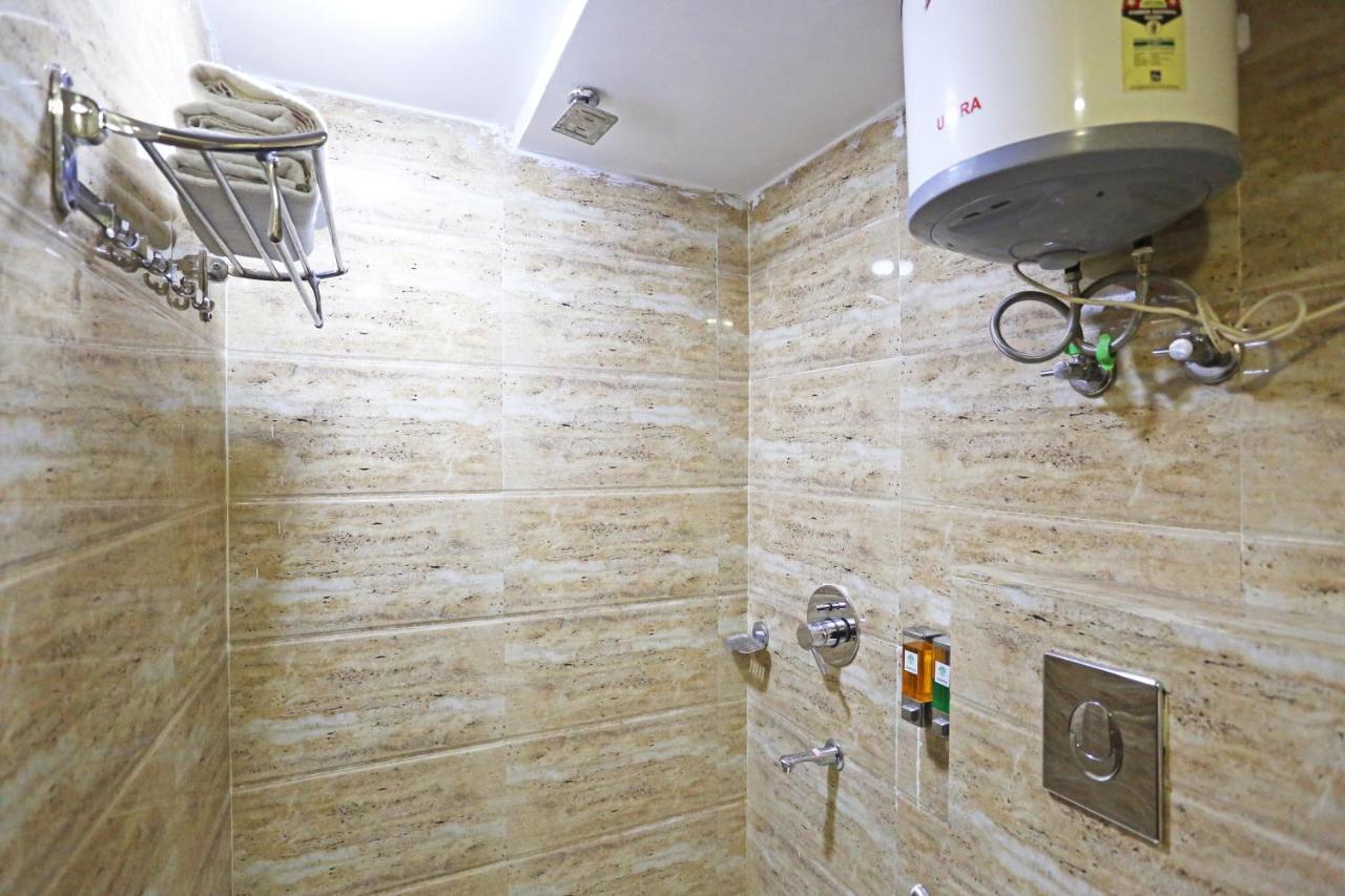 Hotel Grand Suites By D'Capitol Near Delhi Airport Ню Делхи Екстериор снимка