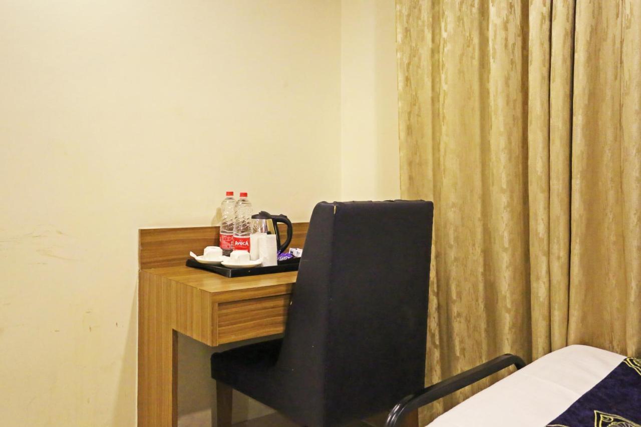 Hotel Grand Suites By D'Capitol Near Delhi Airport Ню Делхи Екстериор снимка