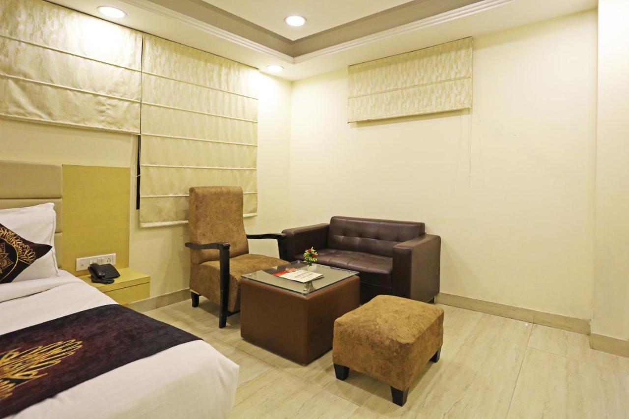 Hotel Grand Suites By D'Capitol Near Delhi Airport Ню Делхи Екстериор снимка